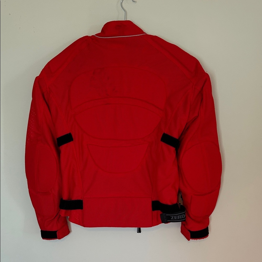 ICON Zero-60 Sport Padded Riding Jacket in Bold Red - Picture 5 of 5